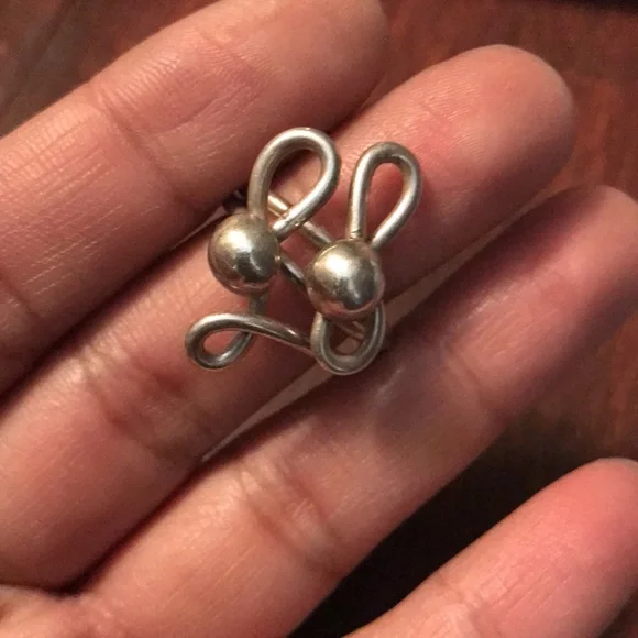 Unique sterling silver ring size 8 - Picture 10 of 12